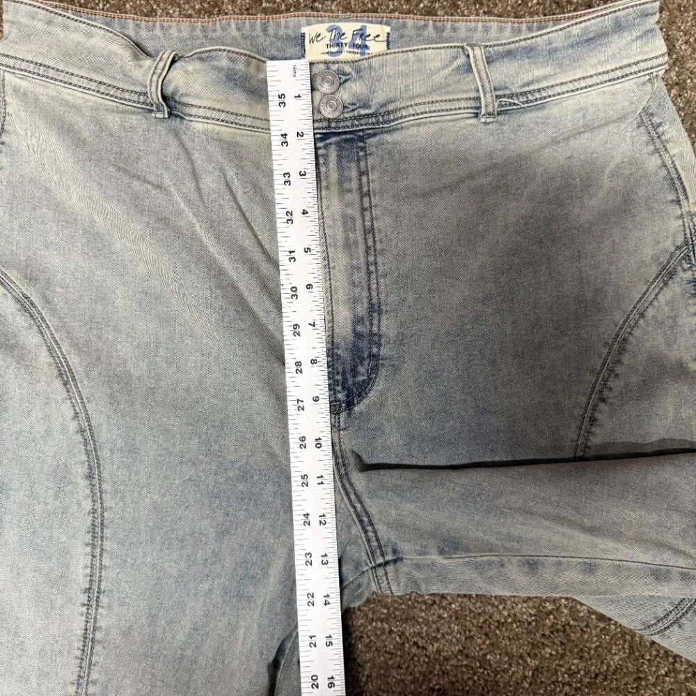 We The Free Crvy Flared Leg Jeans Womens 34 Light Blue Cotton Stretch Frayed Hem - Picture 13 of 16